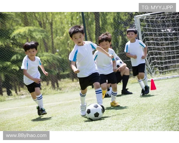 探索大发体育app:全方位提升你的体育体验与乐趣 探索大发体育app:全方位提升你的体育体验与乐趣